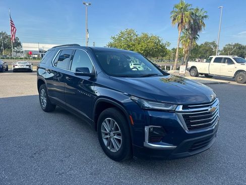Used 2023 Chevrolet Traverse LT FWD image 7