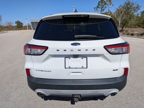 Used 2022 Ford Escape Titanium w/ Titanium Premium Package image 6