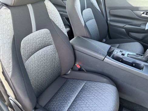 New 2026 Nissan Sentra SV w/ Floor Mat Package FWD image 8