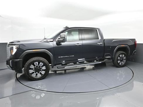 Used 2024 GMC Sierra 2500 Denali w/ Max Trailering Package image 29