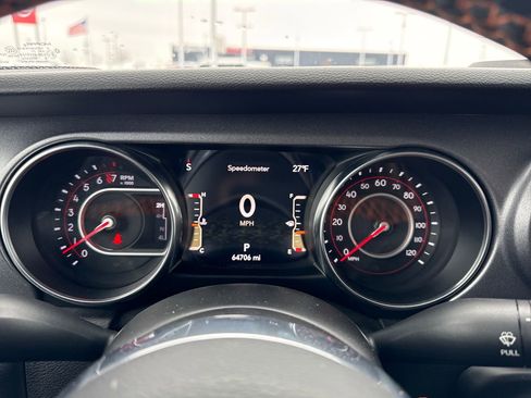 Used 2021 Jeep Gladiator Mojave w/ Cold Weather Group image 29