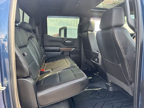 Used 2019 Chevrolet Silverado 1500 High Country w/ Technology Package AWD/4WD image 15