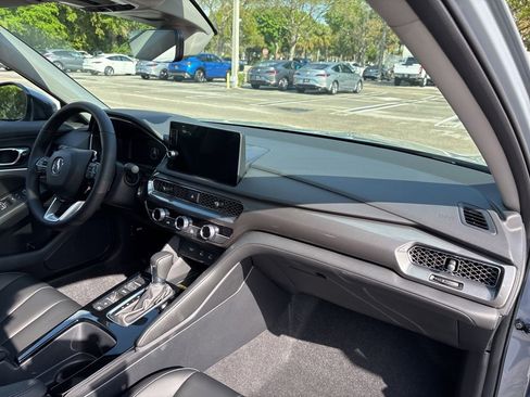 New 2026 Acura Integra FWD image 17