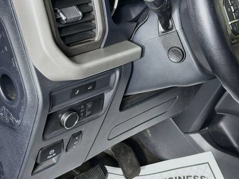 Used 2022 Ford Expedition XLT AWD/4WD image 10