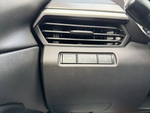 Used 2024 Nissan Altima 2.5 SR image 17