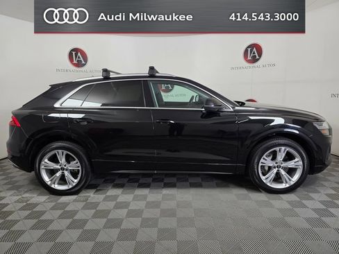 Used 2023 Audi Q8 Premium w/ Convenience Package AWD/4WD image 3