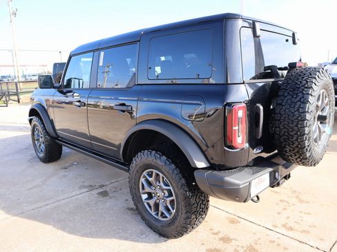 New 2025 Ford Bronco Badlands image 23