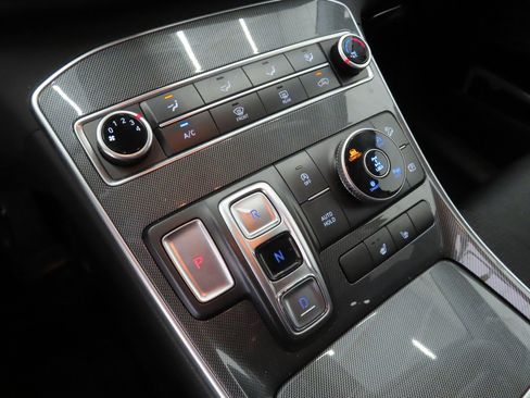 Used 2022 Hyundai Santa Fe SEL image 18