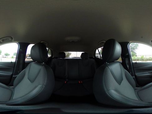 Used 2025 Buick Encore GX Preferred AWD/4WD image 43