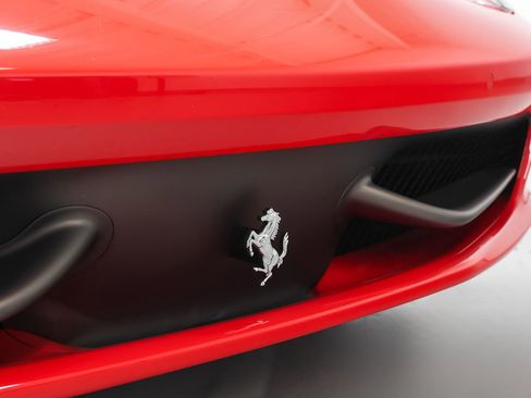 Certified 2012 Ferrari 458 Spider RWD image 6