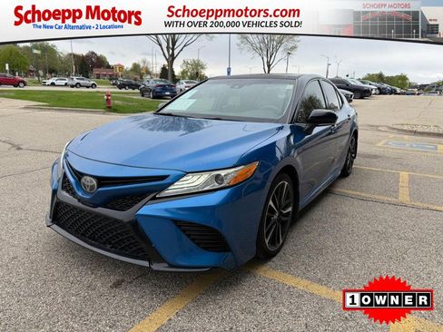 Used 2020 Toyota Camry XSE FWD image 1