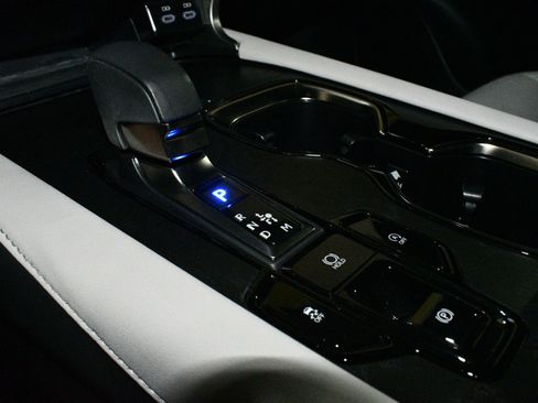 Used 2024 Lexus RX 350 Premium w/ Cold Area Package image 37