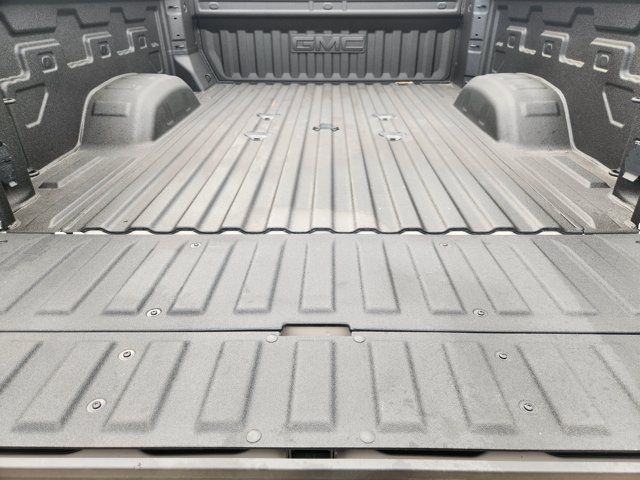 Used 2026 GMC Sierra 2500 AT4 w/ AT4 Premium Plus Package AWD/4WD image 33