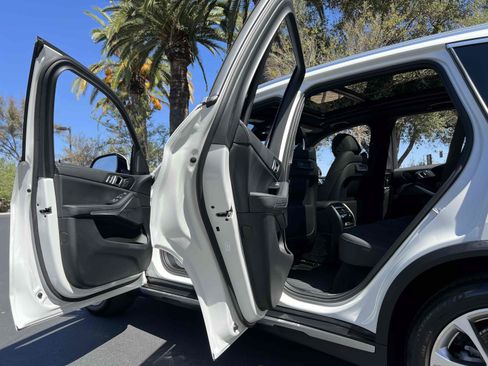 Used 2022 BMW X5 sDrive40i w/ Parking Assistance Package RWD image 58