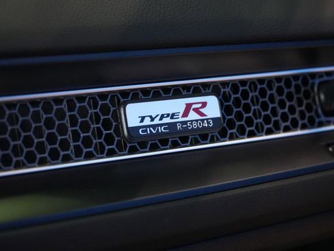 New 2025 Honda Civic Type R image 30