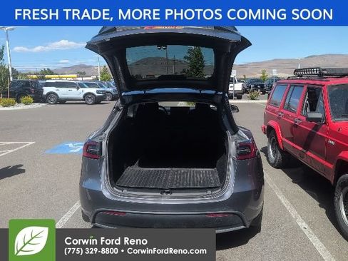 Used 2024 Tesla Model Y Performance AWD/4WD image 7