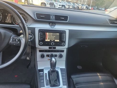 Used 2013 Volkswagen CC Sport image 19