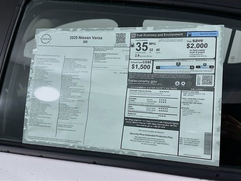 New 2025 Nissan Versa SR w/ Trunk Package image 13