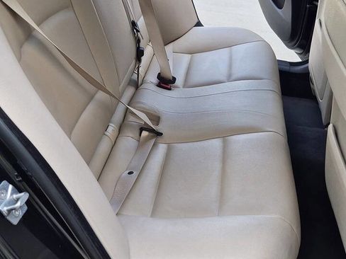 Used 2012 BMW 528i xDrive Sedan AWD/4WD image 56