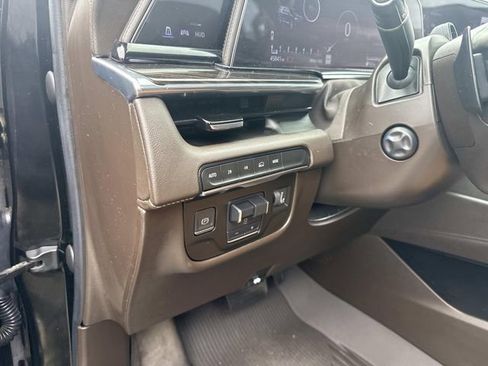 Used 2022 Cadillac Escalade Sport AWD/4WD image 23