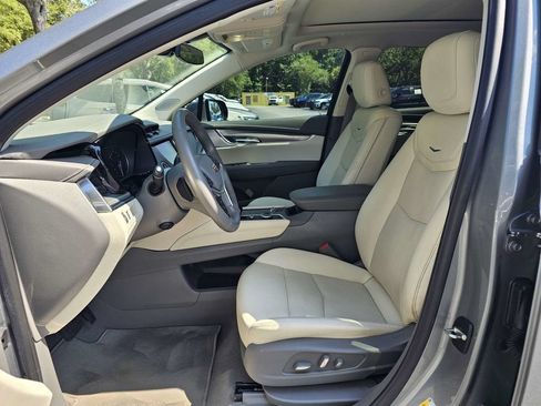 Certified 2024 Cadillac XT5 Premium Luxury FWD image 20