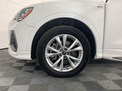 Used 2022 Audi Q3 2.0T Premium image 12