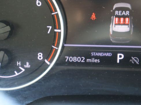 Used 2024 Nissan Rogue SV FWD image 10