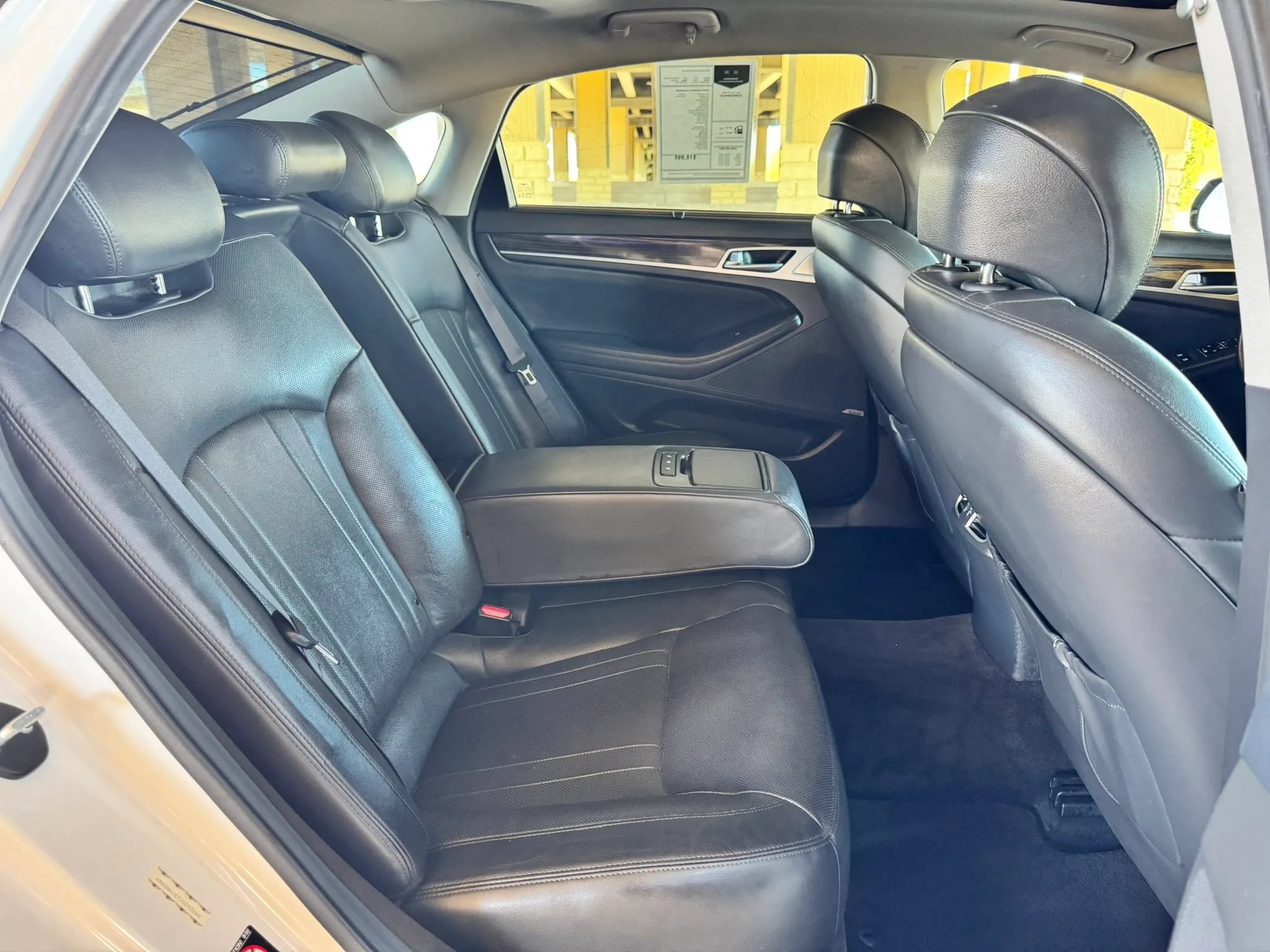 Used 2018 Genesis G80 3.8 w/ Option Group 02 RWD image 25
