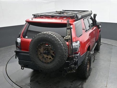 Used 2019 Toyota 4Runner TRD Off-Road AWD/4WD image 29