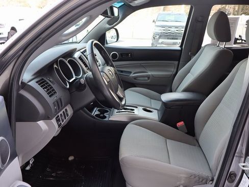 Used 2013 Toyota Tacoma 4x4 Double Cab w/ SR5 Pkg image 20