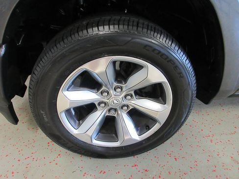 Used 2020 RAM 1500 Limited AWD/4WD image 33