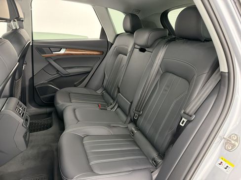 Used 2023 Audi Q5 2.0T Premium Plus AWD/4WD image 24