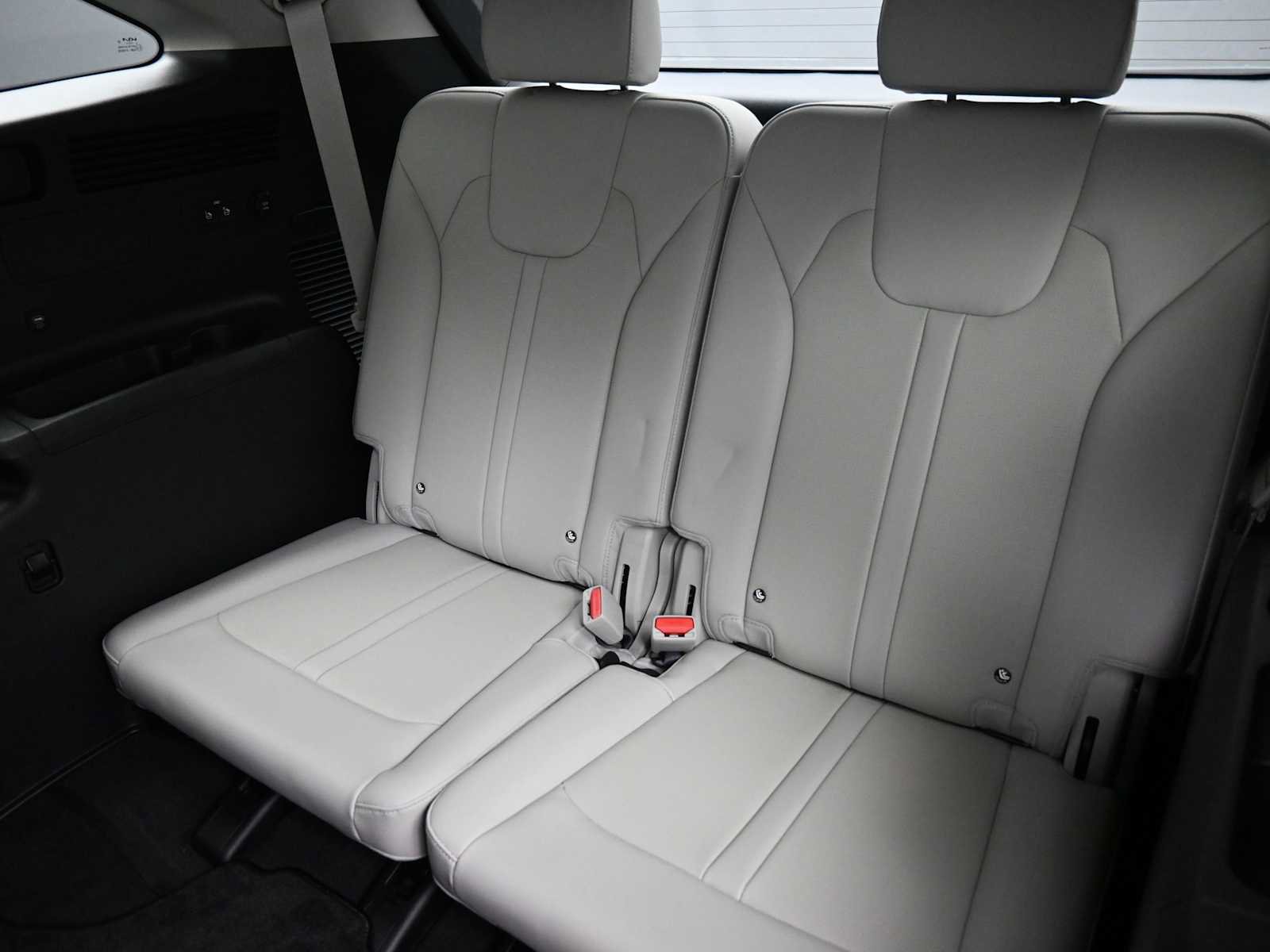 Used 2025 Kia Sorento S AWD/4WD image 20