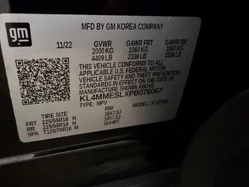 Used 2023 Buick Encore GX Select AWD/4WD image 75