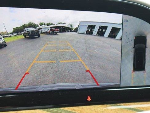 Used 2021 Cadillac Escalade Premium Luxury Platinum image 16