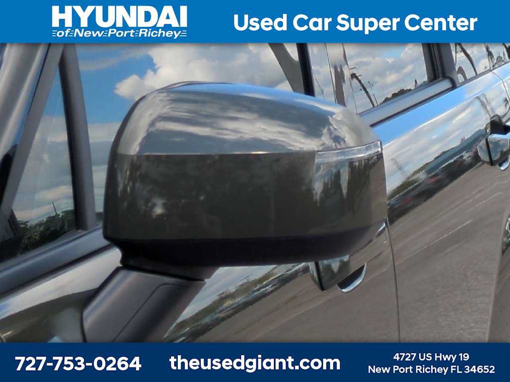Certified 2025 Hyundai Santa Fe SEL FWD image 11