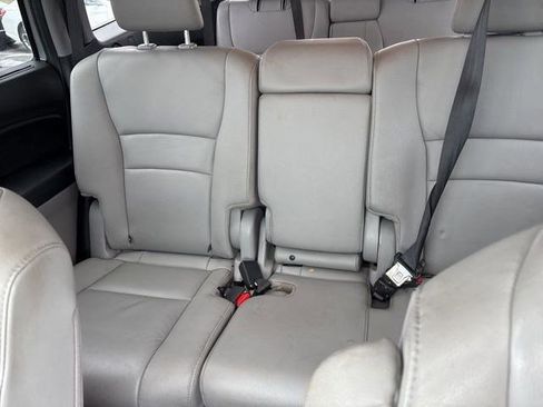 Used 2016 Honda Pilot Touring image 28
