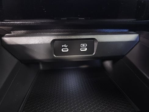 Certified 2024 Honda Accord Sport image 32