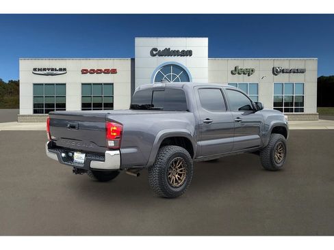 Used 2023 Toyota Tacoma SR5 image 3