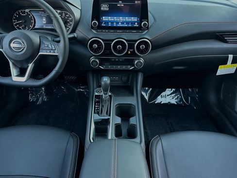 New 2025 Nissan Sentra SR w/ SR Premium Package image 4