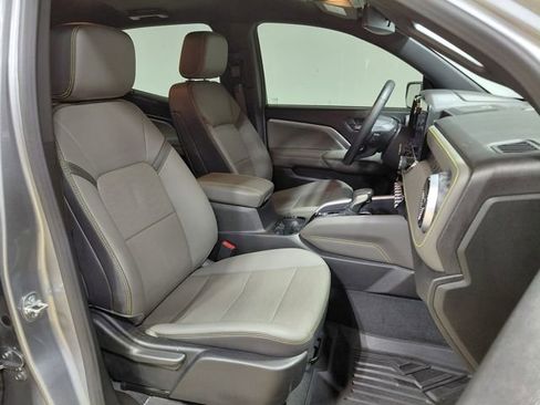 Certified 2024 Chevrolet Colorado ZR2 w/ ZR2 Convenience Package III image 30