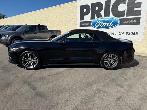 Used 2017 Ford Mustang Premium RWD image 10