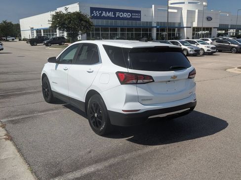 Used 2024 Chevrolet Equinox LT AWD/4WD image 5