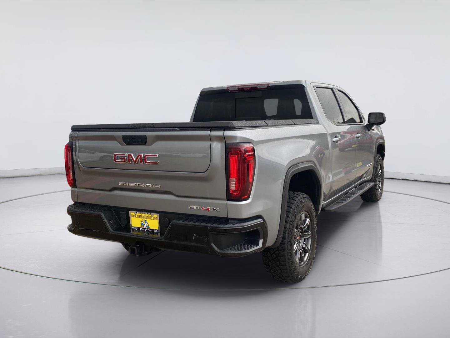 Used 2024 GMC Sierra 1500 AT4X AWD/4WD image 10