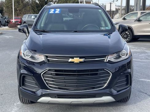 Certified 2022 Chevrolet Trax LT w/ LT Convenience Package image 6