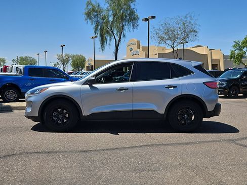 Certified 2022 Ford Escape S FWD image 9