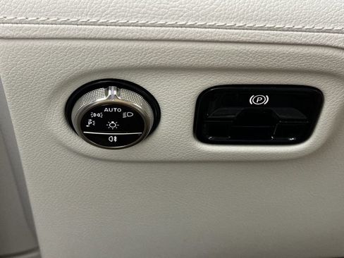 Certified 2025 Mercedes-Benz EQE 350+ 4MATIC SUV image 34