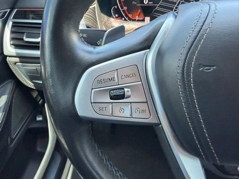 Used 2020 BMW 740i RWD image 25