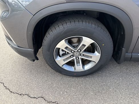 Certified 2024 Honda Pilot EX-L image 10