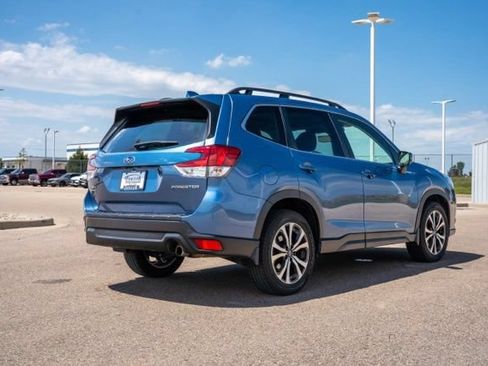 Used 2022 Subaru Forester Limited w/ Popular Package #3 AWD/4WD image 6